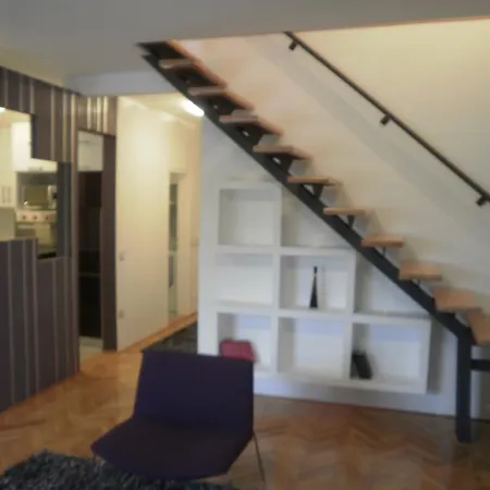 Sara Apartment *