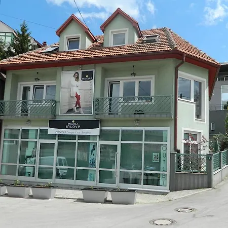 Sara Apartment *