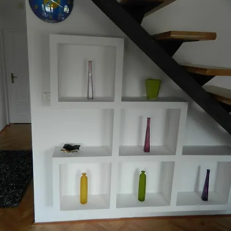 Sara Apartment *