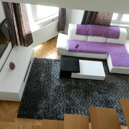 Sara Apartman